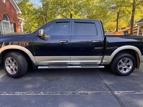Used 2011 RAM 1500 Laramie Longhorn AWD/4WD image 5