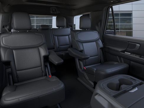 New 2025 Ford Expedition Platinum w/ Stealth Performance Package image 38