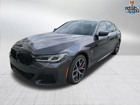 Used 2023 BMW 530e xDrive w/ Premium Package AWD/4WD image 1