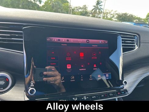 Used 2023 Jeep Wagoneer Series III w/ Preferred Equipment Group image 42