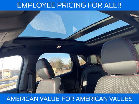 New 2026 Ford Escape ST-Line Select w/ Tech Pack #2 AWD/4WD image 16
