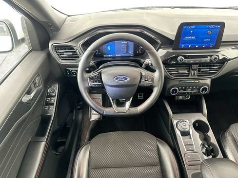 Used 2024 Ford Escape ST-Line Select AWD/4WD image 10