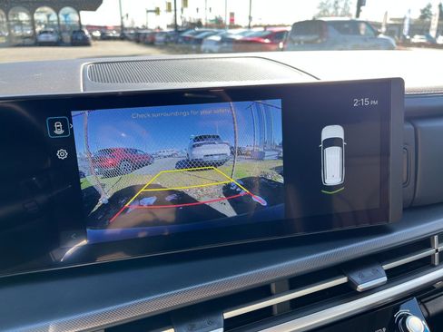 Used 2025 Hyundai Santa Fe SEL image 17