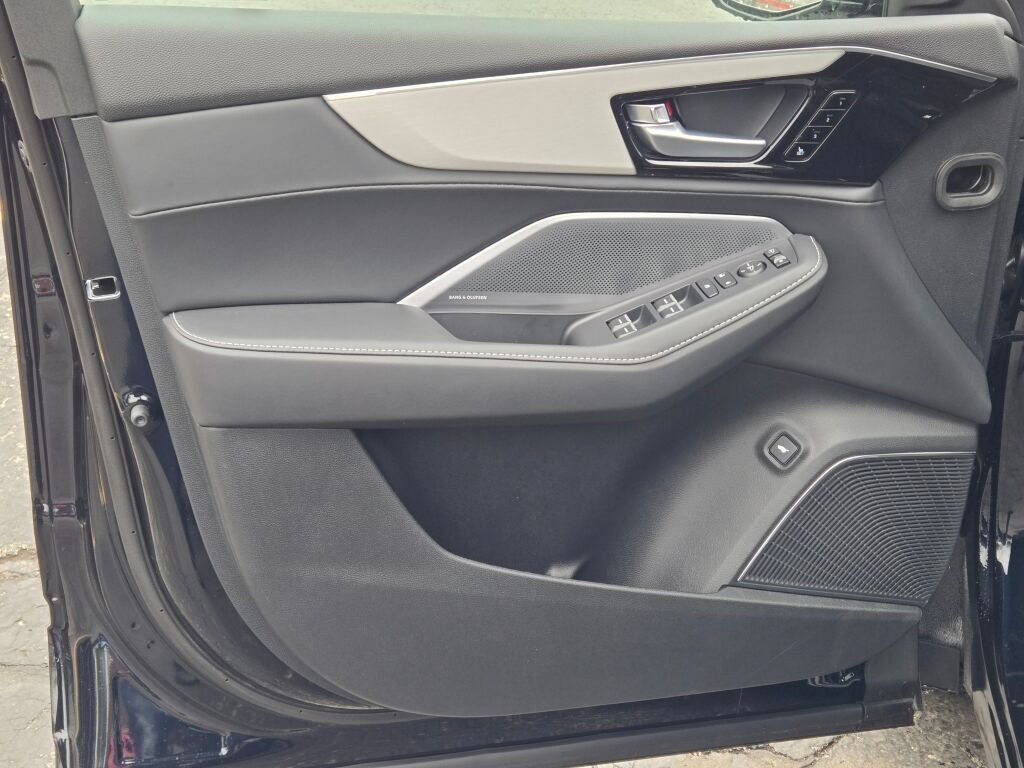 New 2026 Acura MDX w/ Technology Package FWD image 25