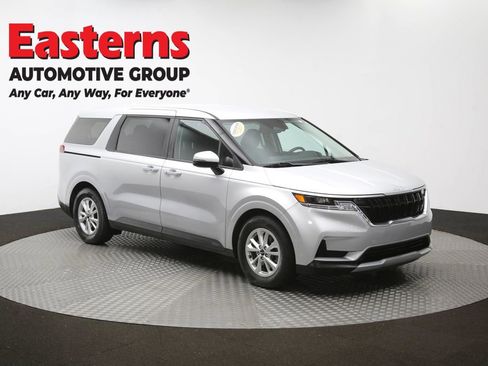 Used 2022 Kia Carnival LX image 48