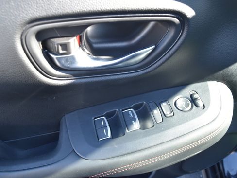 Certified 2024 Honda HR-V Sport image 13