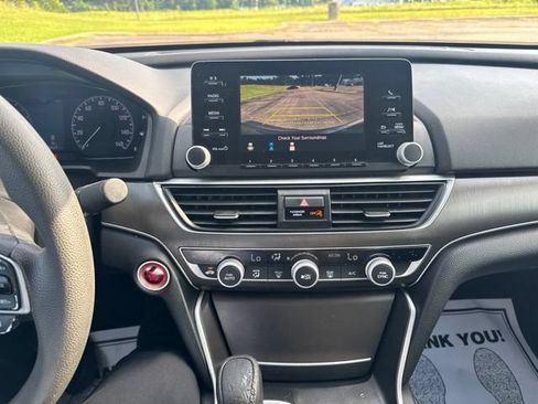 Used 2019 Honda Accord LX image 18