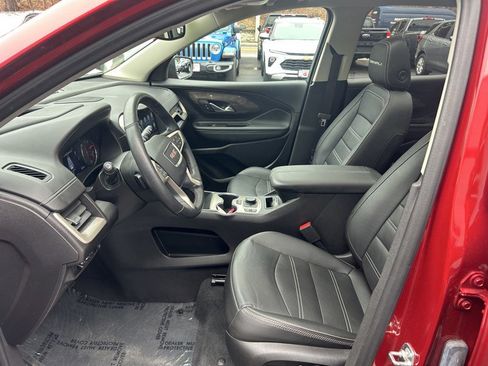 Used 2024 GMC Terrain Denali w/ Denali Premium Package image 20