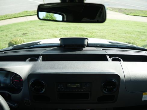 New 2025 Mercedes-Benz Sprinter 2500 image 32