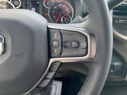 Used 2025 RAM 2500 Big Horn AWD/4WD image 21