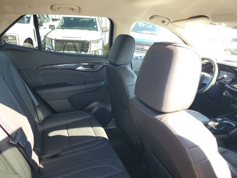 Used 2023 Buick Envision Essence FWD image 31