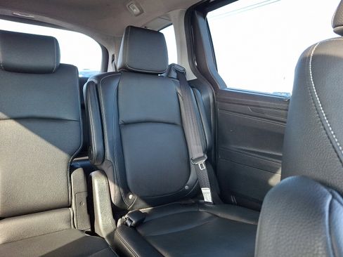 Used 2024 Honda Odyssey EX-L image 16
