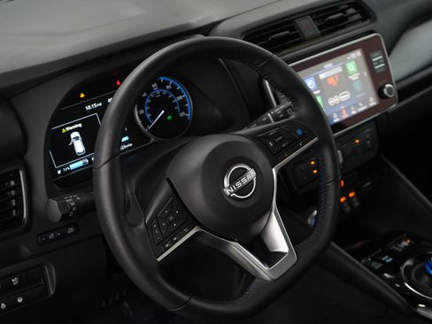 Used 2024 Nissan Leaf SV Plus image 18