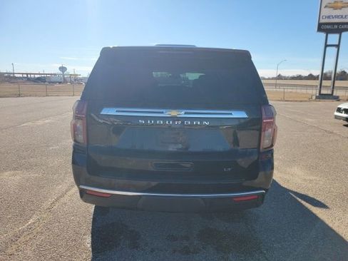 Used 2024 Chevrolet Suburban LT image 24