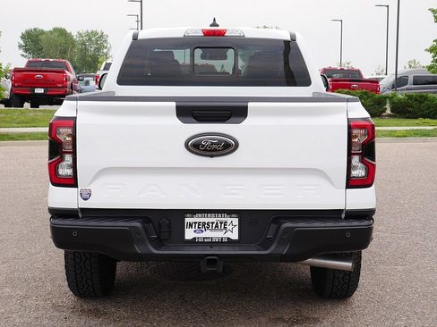 Used 2025 Ford Ranger Lariat w/ FX4 Off-Road Package AWD/4WD image 4