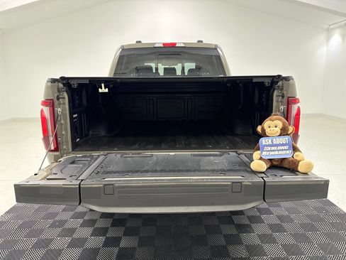 Used 2025 Ford F150 Lariat w/ Equipment Group 502A High AWD/4WD image 11
