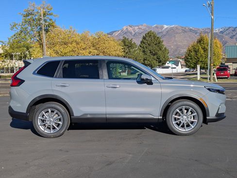 New 2026 Honda CR-V EX image 2