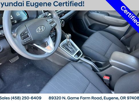 Used 2026 Hyundai Venue SE FWD image 12