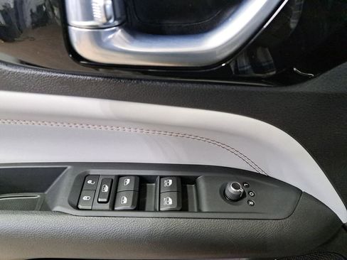 Certified 2024 Jeep Compass Limited image 26