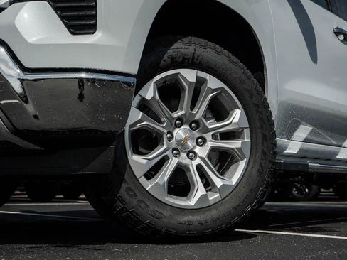 New 2026 Chevrolet Silverado 1500 LTZ AWD/4WD image 6