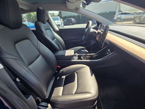 Used 2018 Tesla Model 3 Long Range RWD image 14