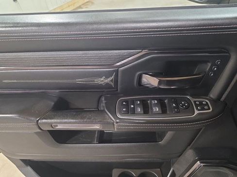 Used 2023 RAM 3500 Limited image 12