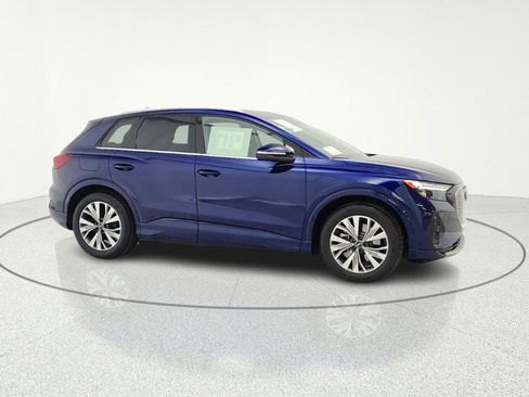 Used 2023 Audi Q4 e-tron Premium Plus w/ Premium Plus image 10