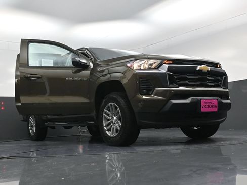 Used 2024 Chevrolet Colorado LT w/ LT Convenience Package II RWD image 26