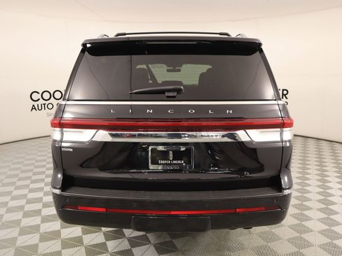 Used 2024 Lincoln Navigator Reserve w/ Monochromatic Package image 24