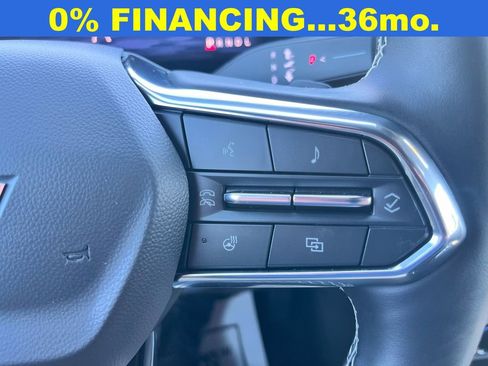 Certified 2025 Chevrolet Traverse LT image 28