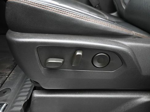 Used 2023 GMC Sierra 1500 AT4 w/ AT4 Premium Package image 11