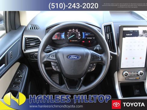 Used 2024 Ford Edge SE image 16