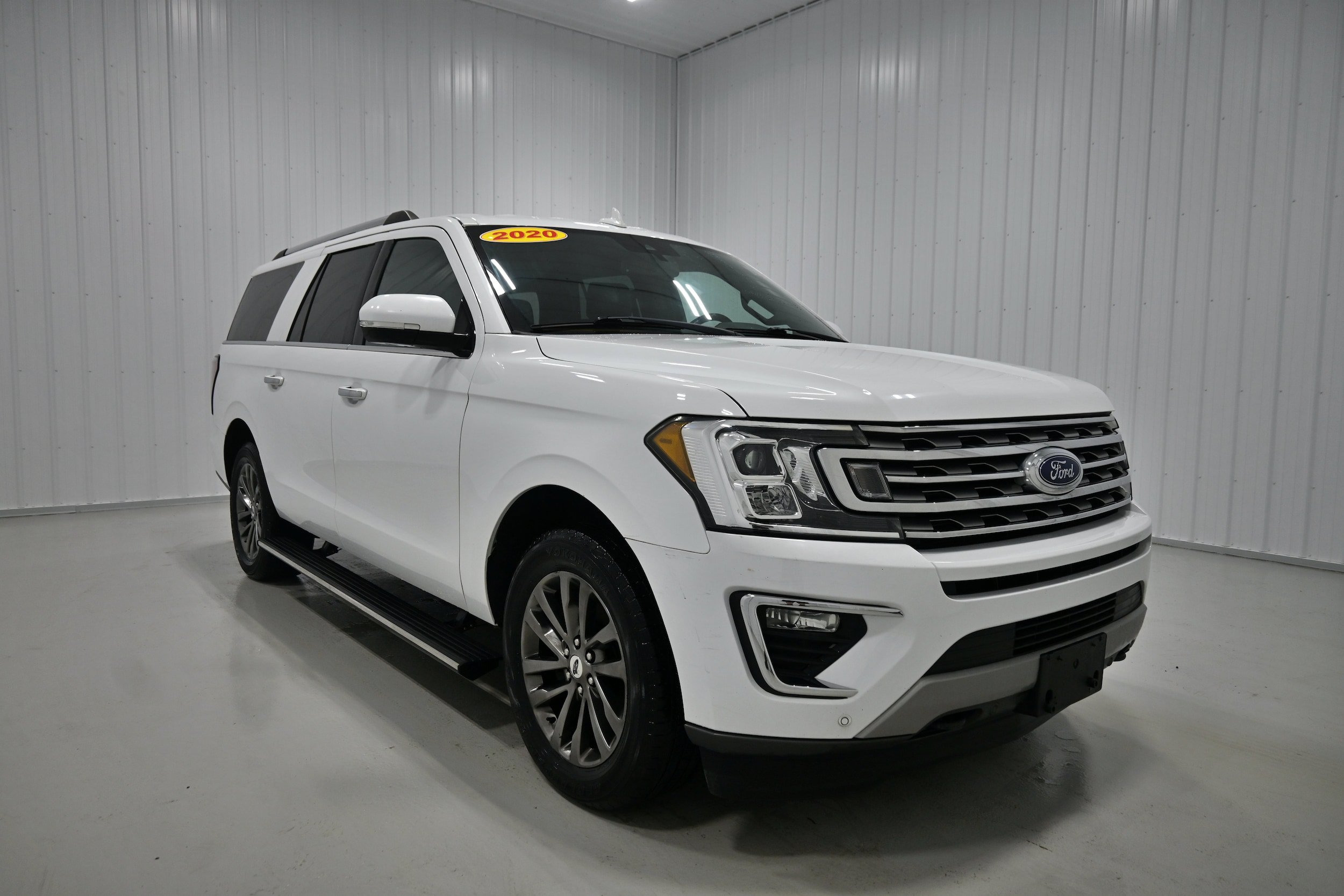 Used 2020 Ford Expedition Max Limited AWD/4WD image 3