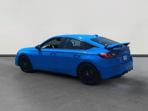 Used 2024 Honda Civic Sport image 3
