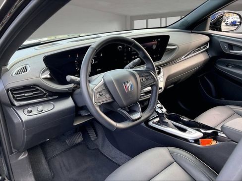 Used 2025 Buick Envista Avenir image 14