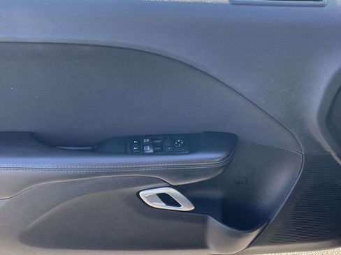 Used 2020 Dodge Challenger SXT image 13