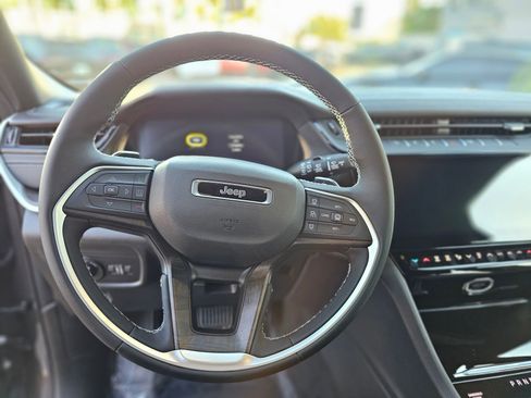 New 2026 Jeep Grand Cherokee L Altitude AWD/4WD image 21