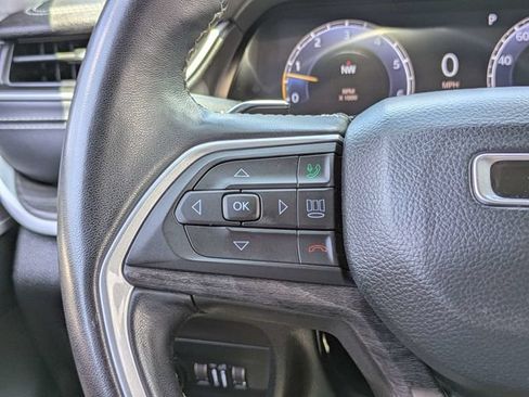 Used 2022 Jeep Grand Cherokee Limited AWD/4WD image 27