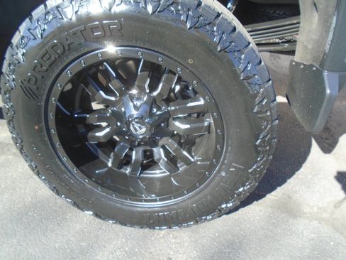 Used 2020 Chevrolet Silverado 2500 LT w/ All Star Edition image 16