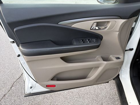Used 2016 Honda Pilot EX-L image 10