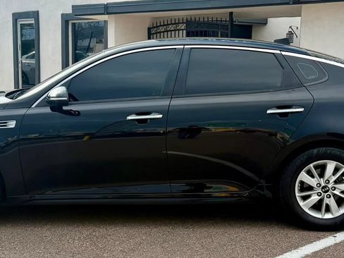 Used 2016 Kia Optima LX FWD image 8