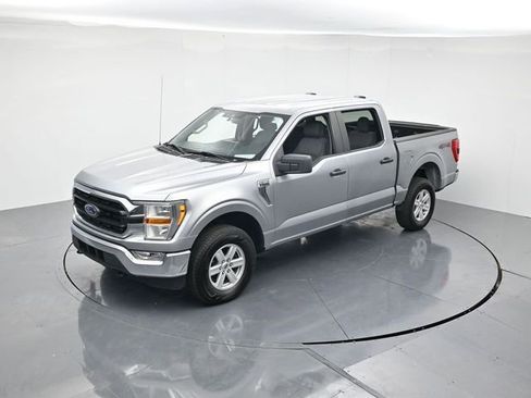 Used 2021 Ford F150 XLT image 36