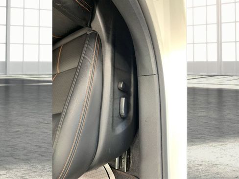 Used 2022 Nissan Altima 2.5 SR FWD image 17