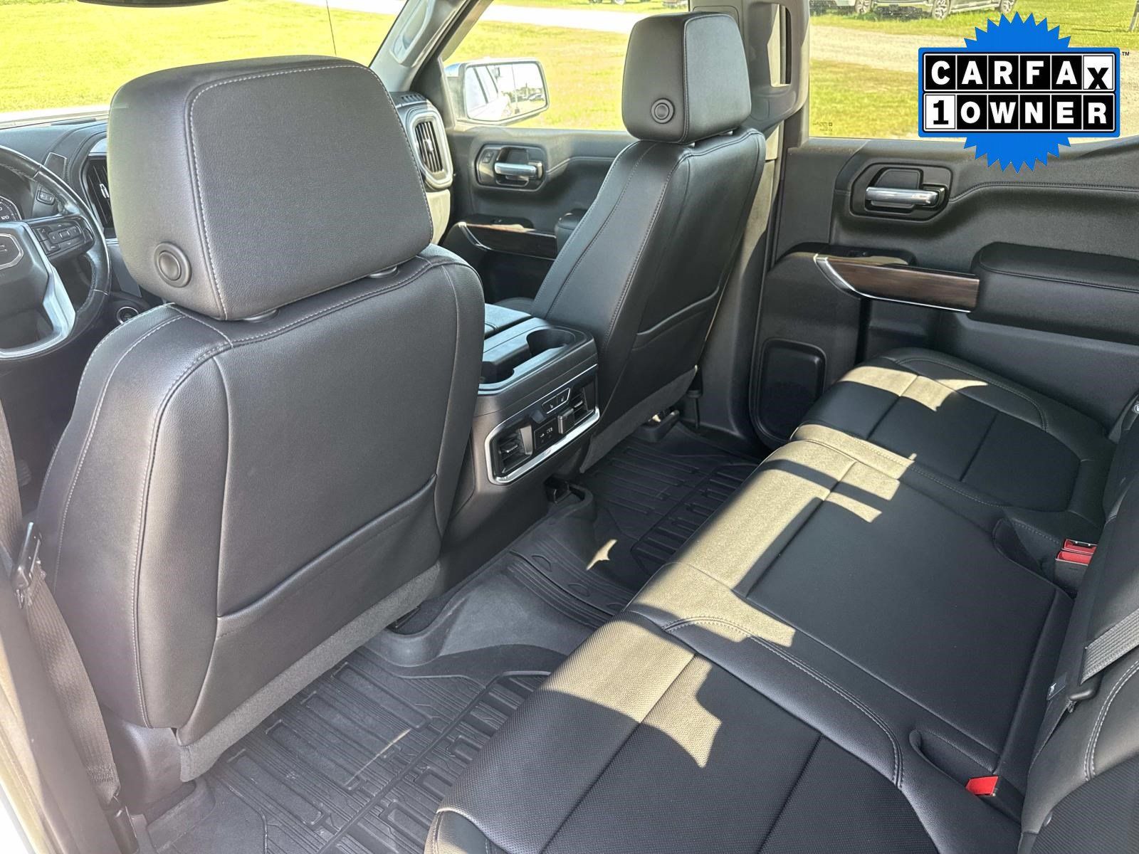 Used 2021 GMC Sierra 1500 SLT w/ SLT Premium Package AWD/4WD image 18