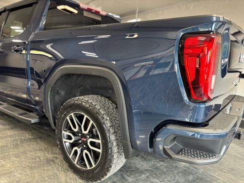 Used 2019 GMC Sierra 1500 AT4 w/ AT4 Premium Package image 6