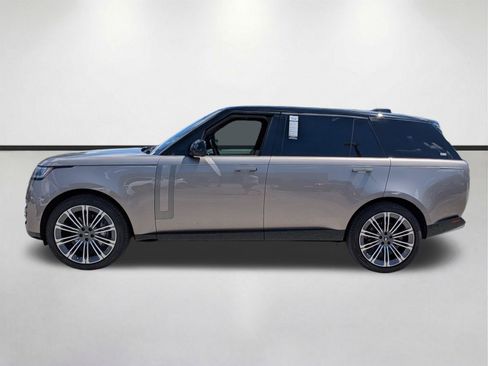 Used 2023 Land Rover Range Rover Long Wheelbase SE AWD/4WD image 7