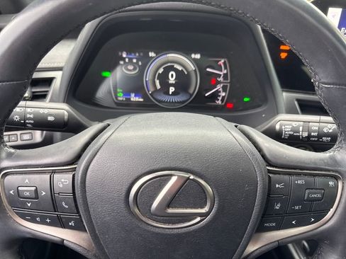 Used 2023 Lexus UX 250h 250h Premium image 37