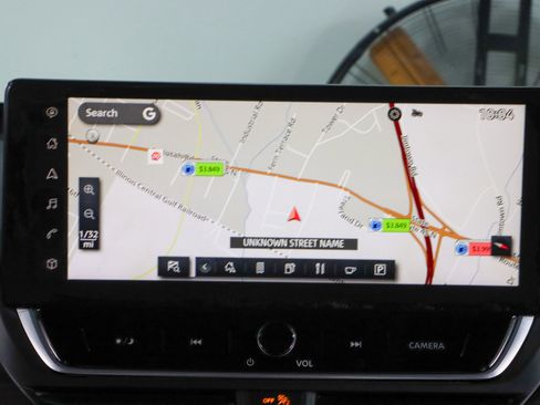 Used 2023 Nissan Altima 2.5 SV w/ SV Premium Package image 18