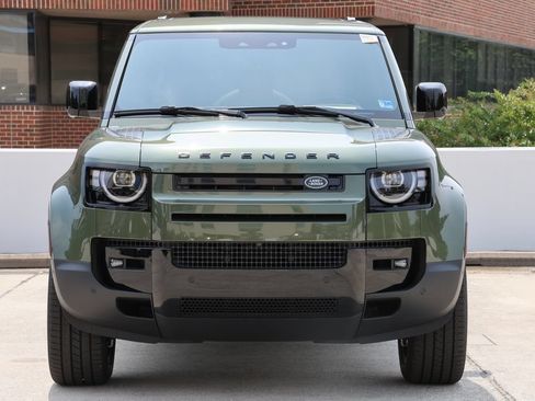 New 2026 Land Rover Defender 130 S AWD/4WD image 5