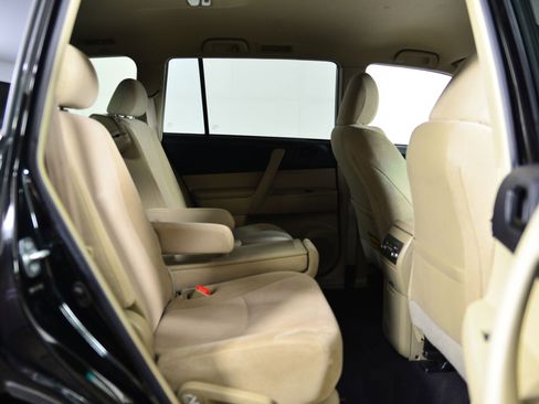 Used 2012 Toyota Highlander FWD image 20